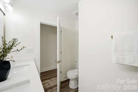 1731 Deer Street Charlotte NC 28214
