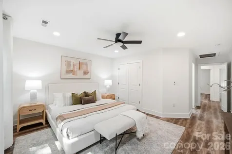 1731 Deer Street Charlotte NC 28214