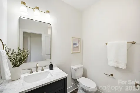 1731 Deer Street Charlotte NC 28214