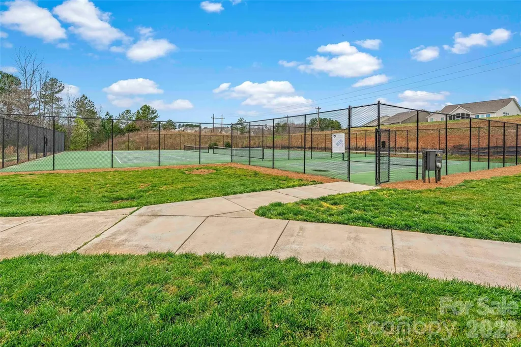 5031 Star Hill Lane Charlotte NC 28214