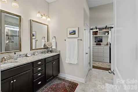 5031 Star Hill Lane Charlotte NC 28214