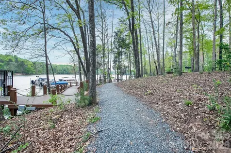 5031 Star Hill Lane Charlotte NC 28214