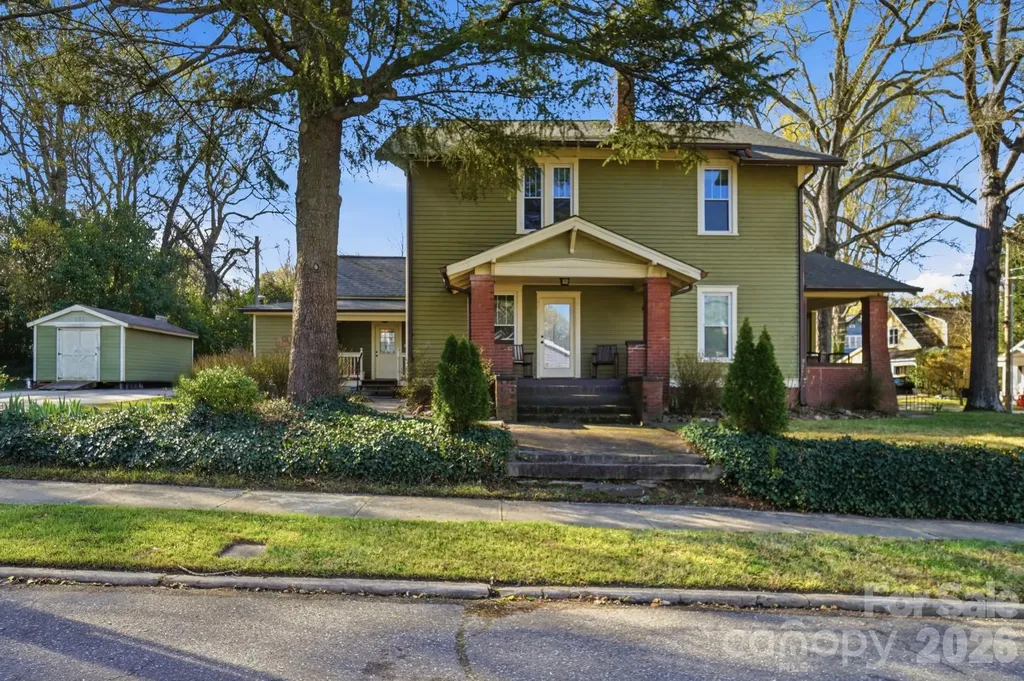 502 S South Street Gastonia NC 28052