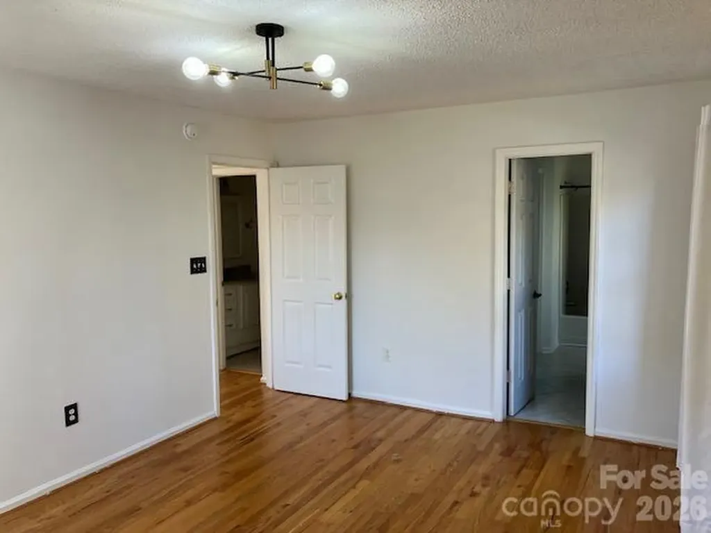 5324 Donnefield Drive Charlotte NC 28227