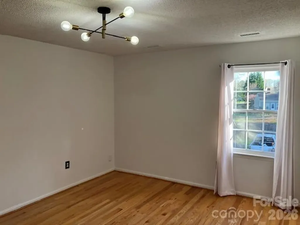 5324 Donnefield Drive Charlotte NC 28227