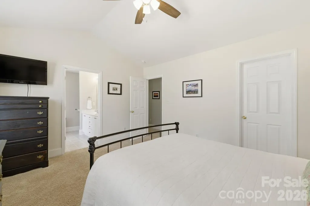 114 Riverton Drive Statesville NC 28625