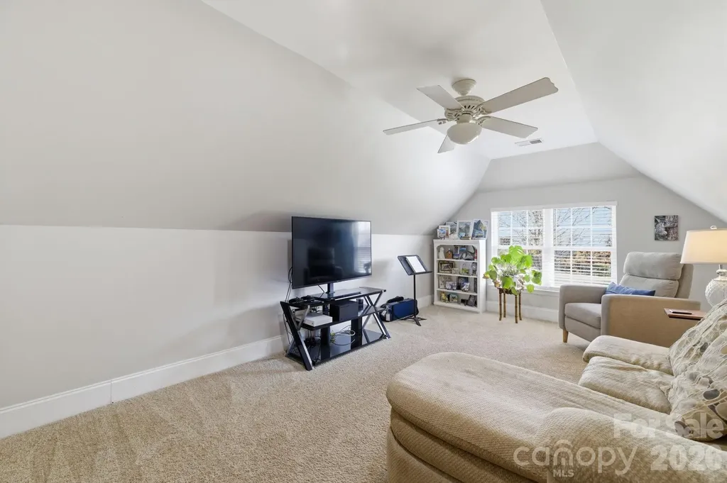 114 Riverton Drive Statesville NC 28625