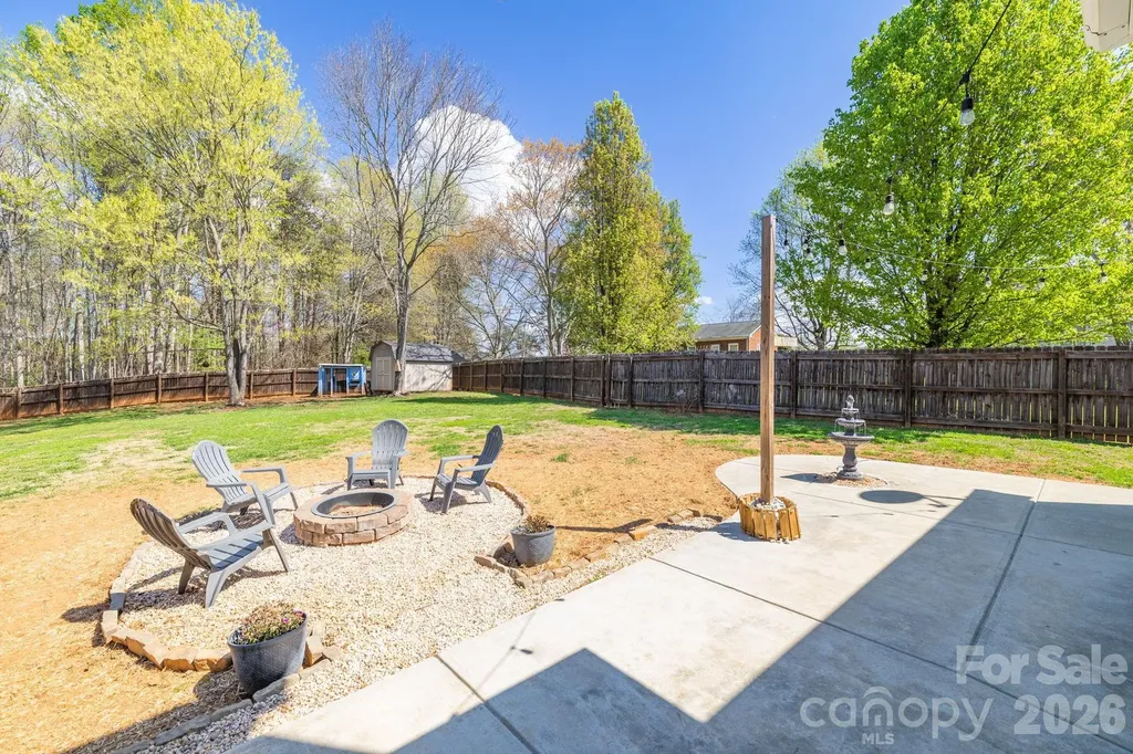 114 Riverton Drive Statesville NC 28625