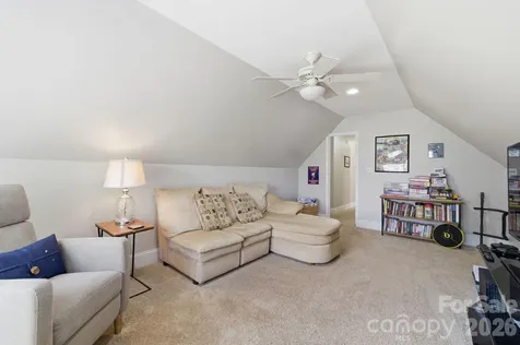 114 Riverton Drive Statesville NC 28625