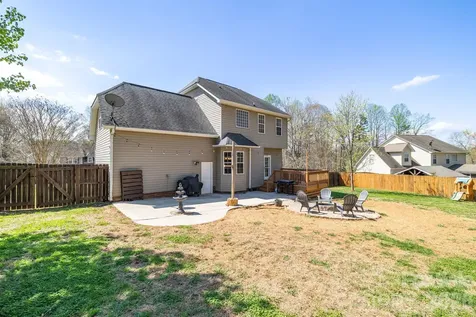 114 Riverton Drive Statesville NC 28625