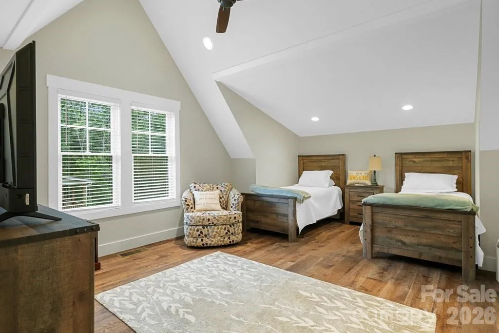 117 Amberleaf Way Cullowhee NC 28723