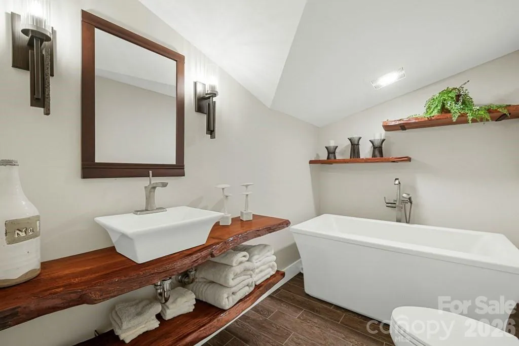 117 Amberleaf Way Cullowhee NC 28723
