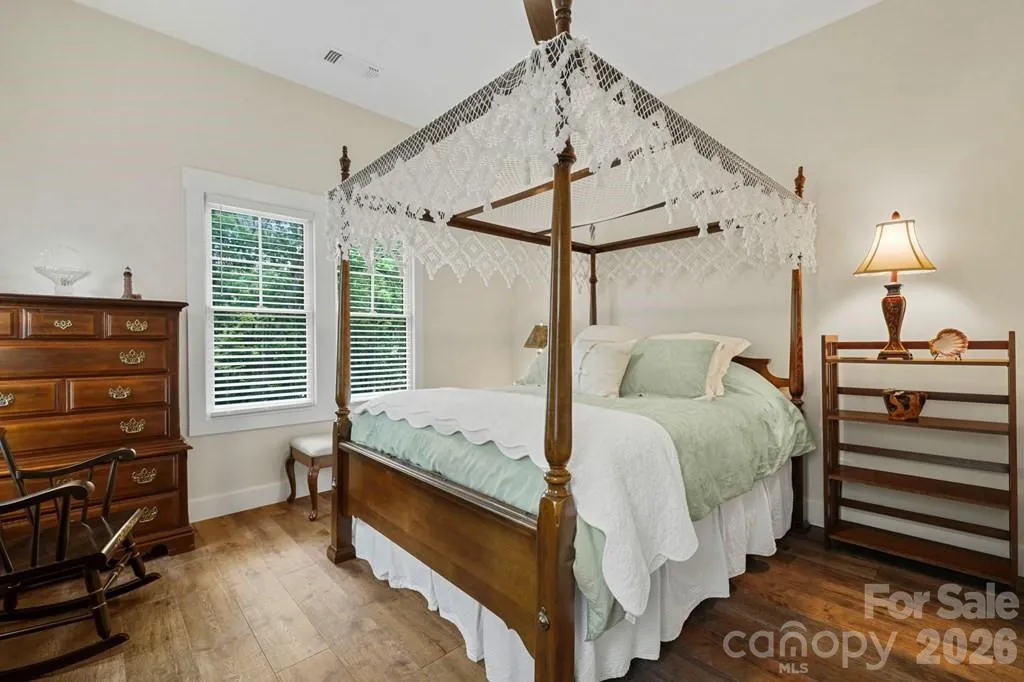 117 Amberleaf Way Cullowhee NC 28723