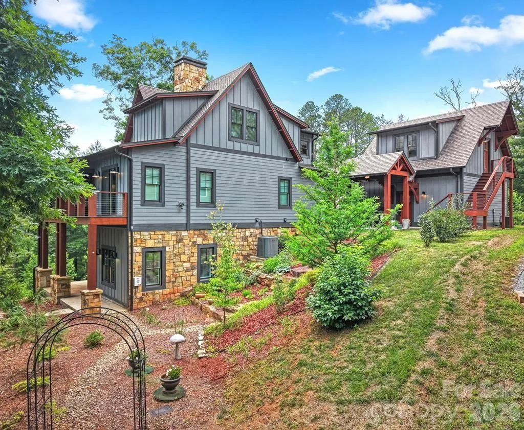 117 Amberleaf Way Cullowhee NC 28723