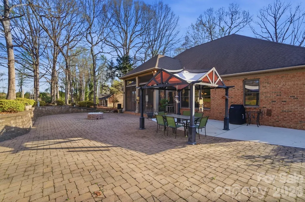 3101 Three Wood Drive Denver NC 28037