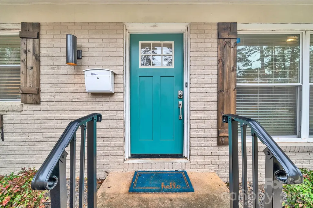 2025 Ibis Court Charlotte NC 28205