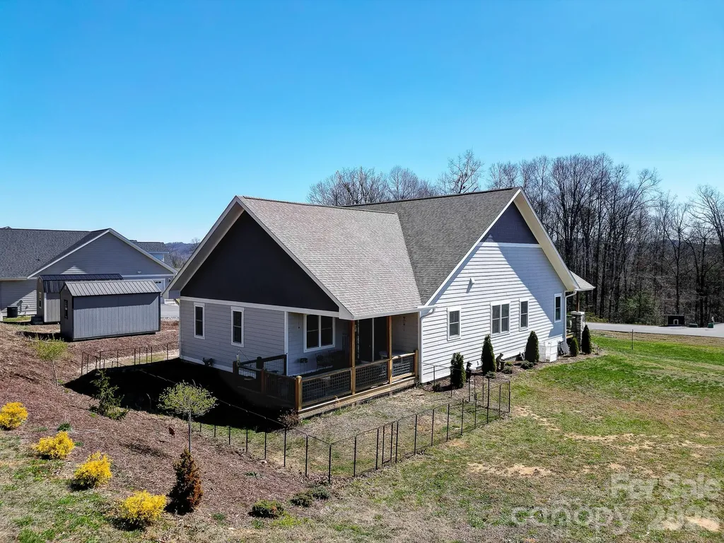35 Cider Hill Lane Hendersonville NC 28792