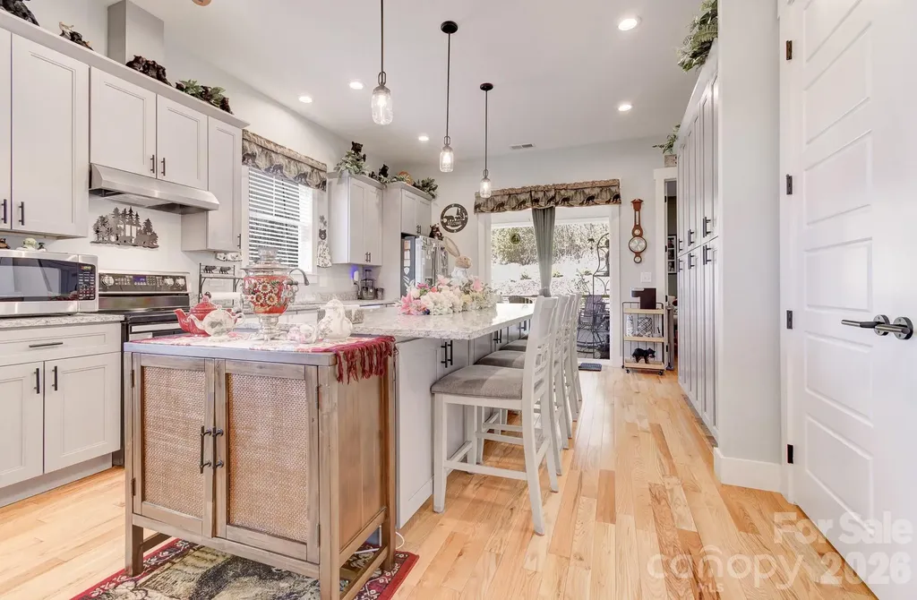 35 Cider Hill Lane Hendersonville NC 28792