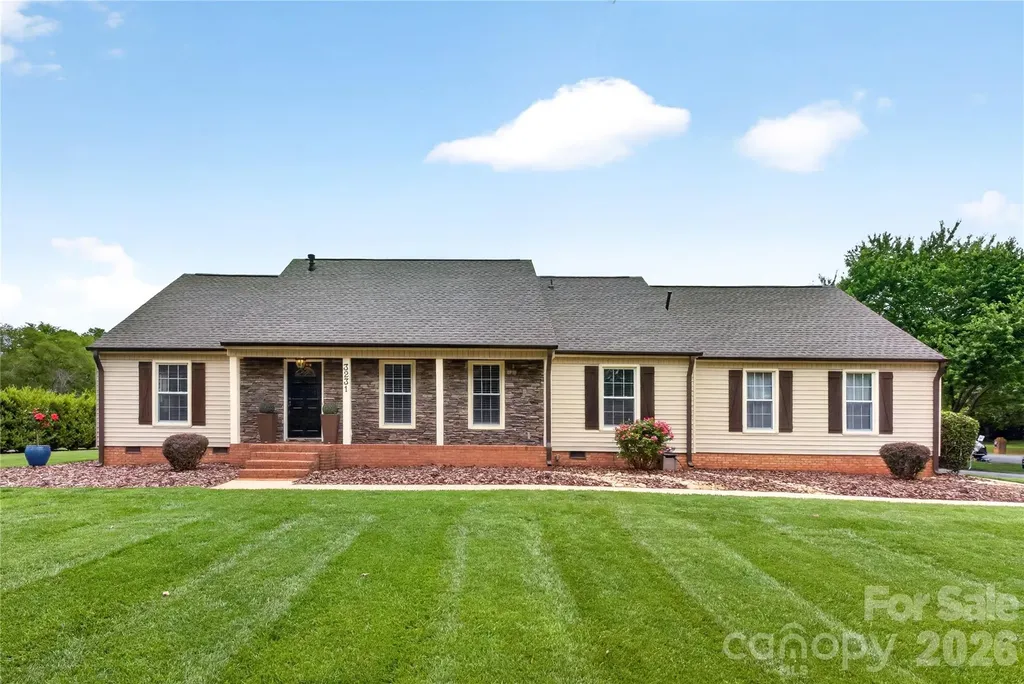 3231 Windrow Lane Matthews NC 28105