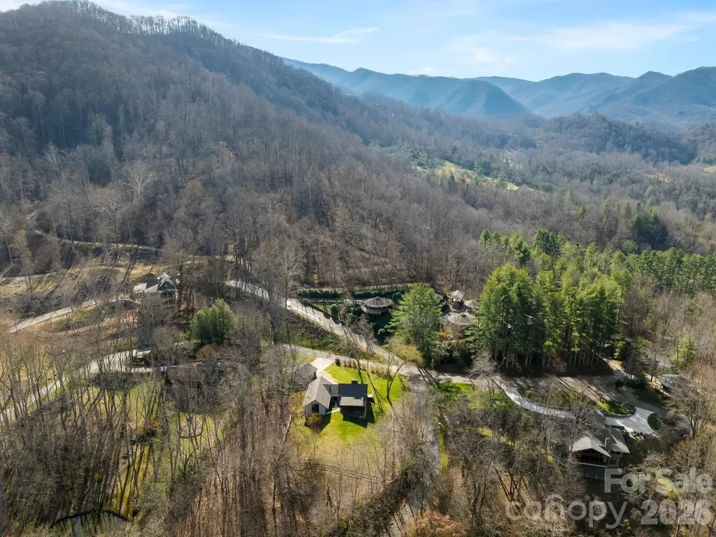 1952 Country Club Drive Canton NC 28716