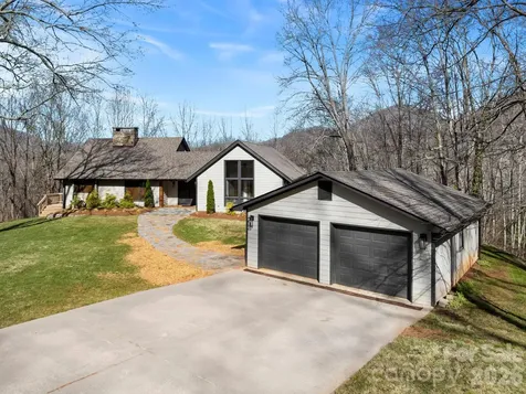 1952 Country Club Drive Canton NC 28716