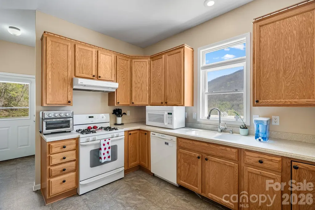 267 Eagles Trace Canton NC 28716