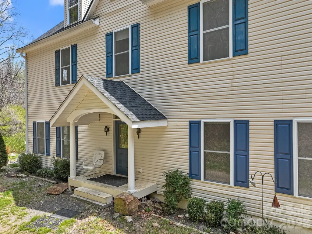 267 Eagles Trace Canton NC 28716