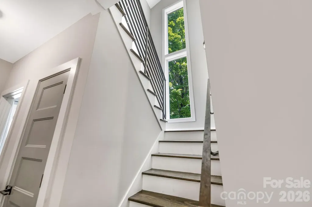 192 Virginia Avenue Asheville NC 28806