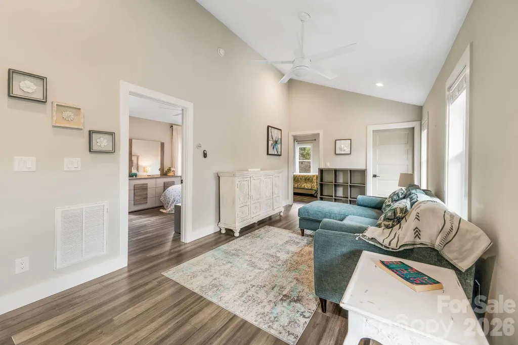 192 Virginia Avenue Asheville NC 28806