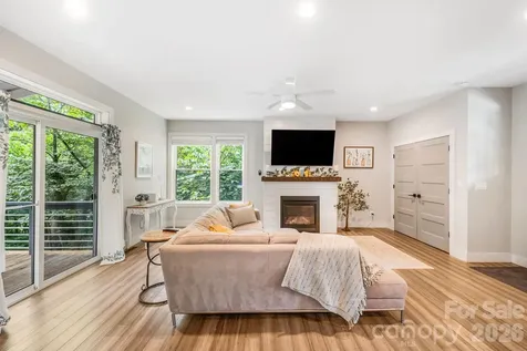 192 Virginia Avenue Asheville NC 28806
