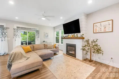 192 Virginia Avenue Asheville NC 28806