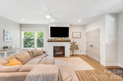 192 Virginia Avenue Asheville NC 28806