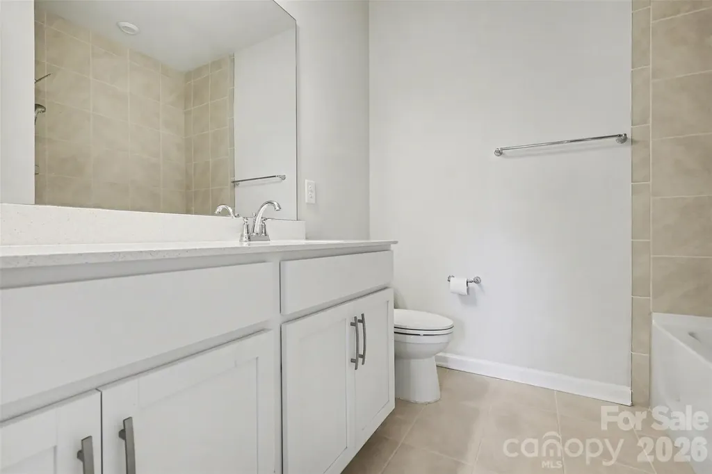 105 Renny Alley Charlotte NC 28217