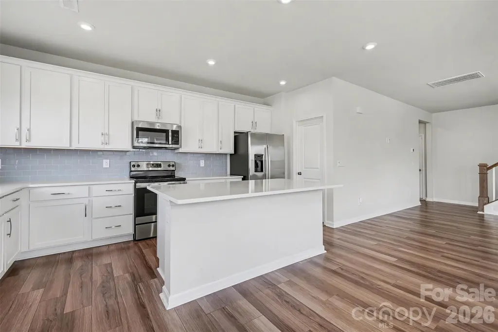 105 Renny Alley Charlotte NC 28217