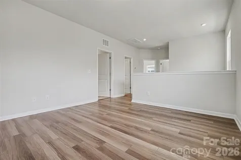 105 Renny Alley Charlotte NC 28217
