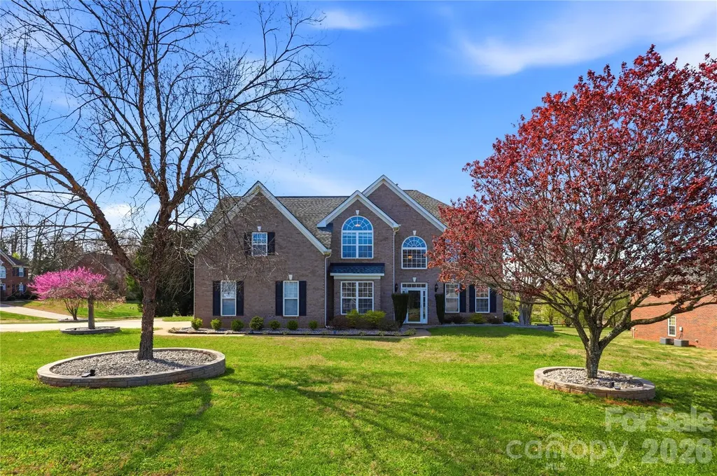 105 Summer Breeze Court Statesville NC 28677