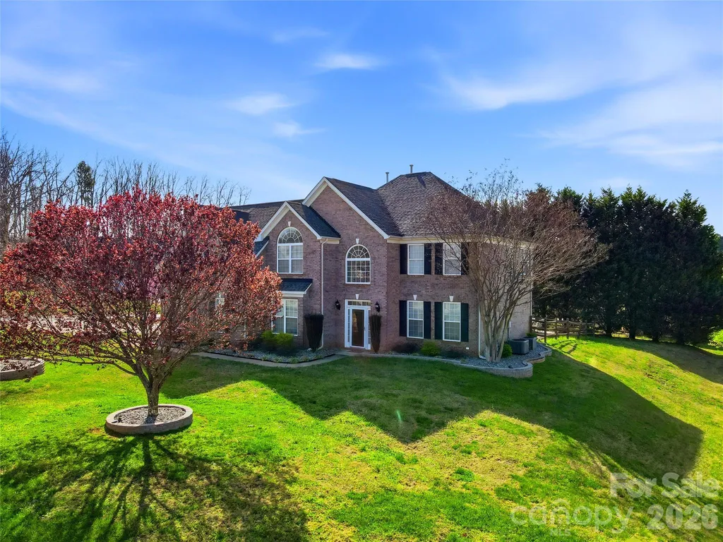 105 Summer Breeze Court Statesville NC 28677