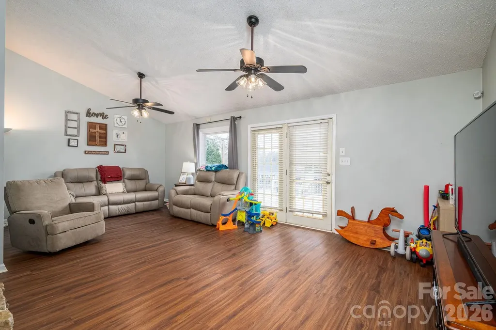 3005 Irish Street Newton NC 28658