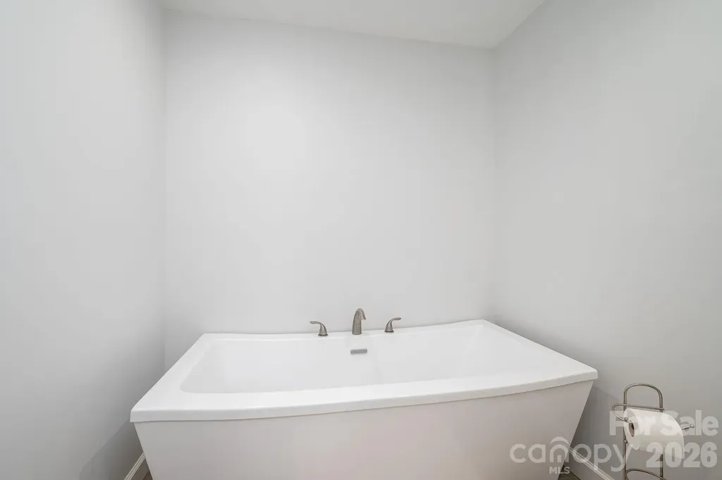 3005 Irish Street Newton NC 28658