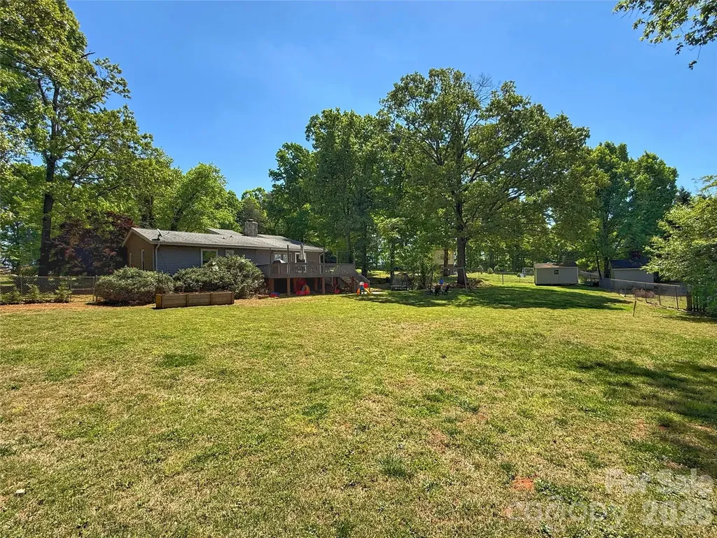 3005 Irish Street Newton NC 28658