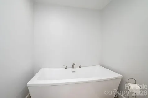 3005 Irish Street Newton NC 28658