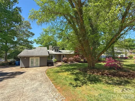 3005 Irish Street Newton NC 28658