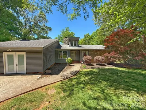 3005 Irish Street Newton NC 28658