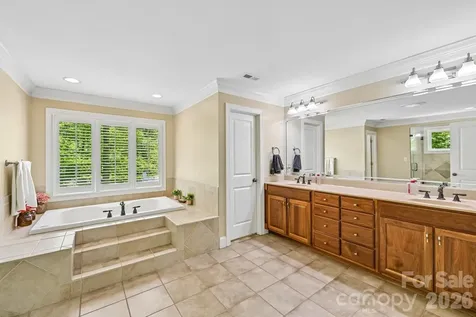 209 37th Avenue Place NW Hickory NC 28601