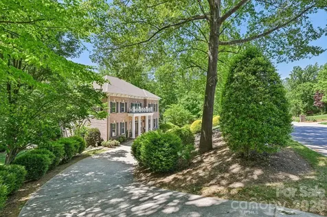 209 37th Avenue Place NW Hickory NC 28601