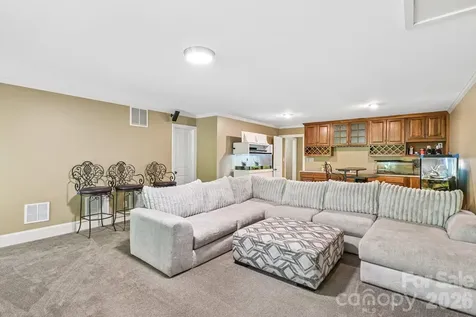 209 37th Avenue Place NW Hickory NC 28601