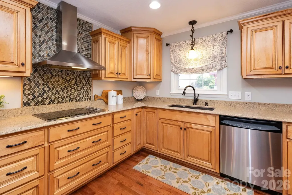 143 Devonwood Drive Marion NC 28752