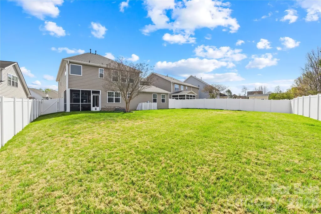 12519 Surreykirt Lane Huntersville NC 28078