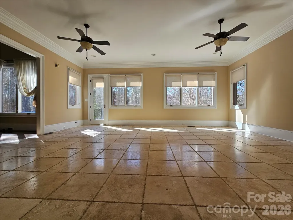 9222 Woodhall Lake Drive Waxhaw NC 28173