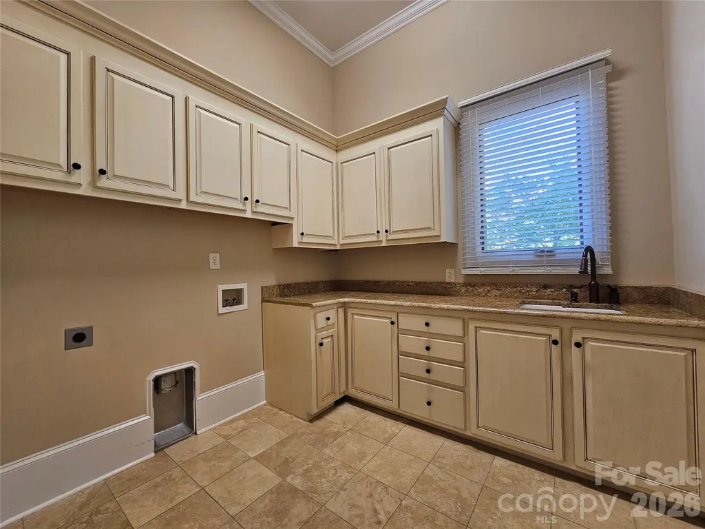 9222 Woodhall Lake Drive Waxhaw NC 28173